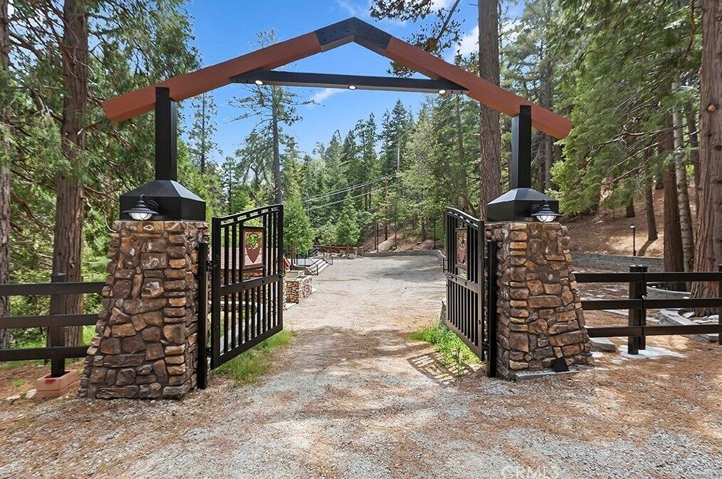Photo of Outdoor in Lake Arrowhead