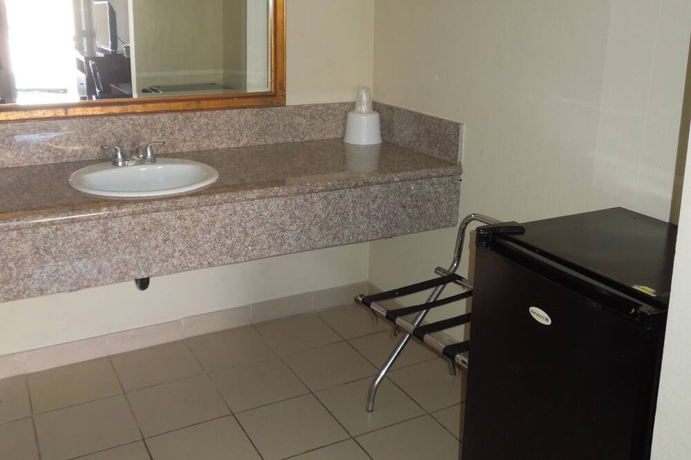 Photo of Bathroom in Garden Grove