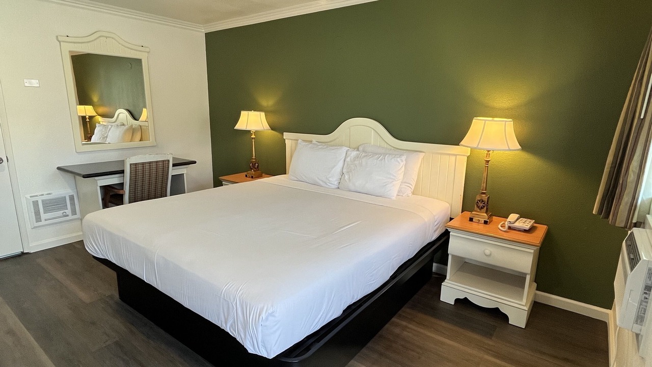 Photo of Bedroom in Grover Beach