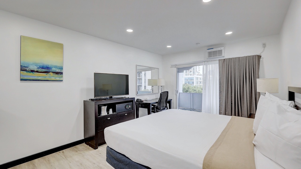 Photo of Bedroom in Cortez Hill