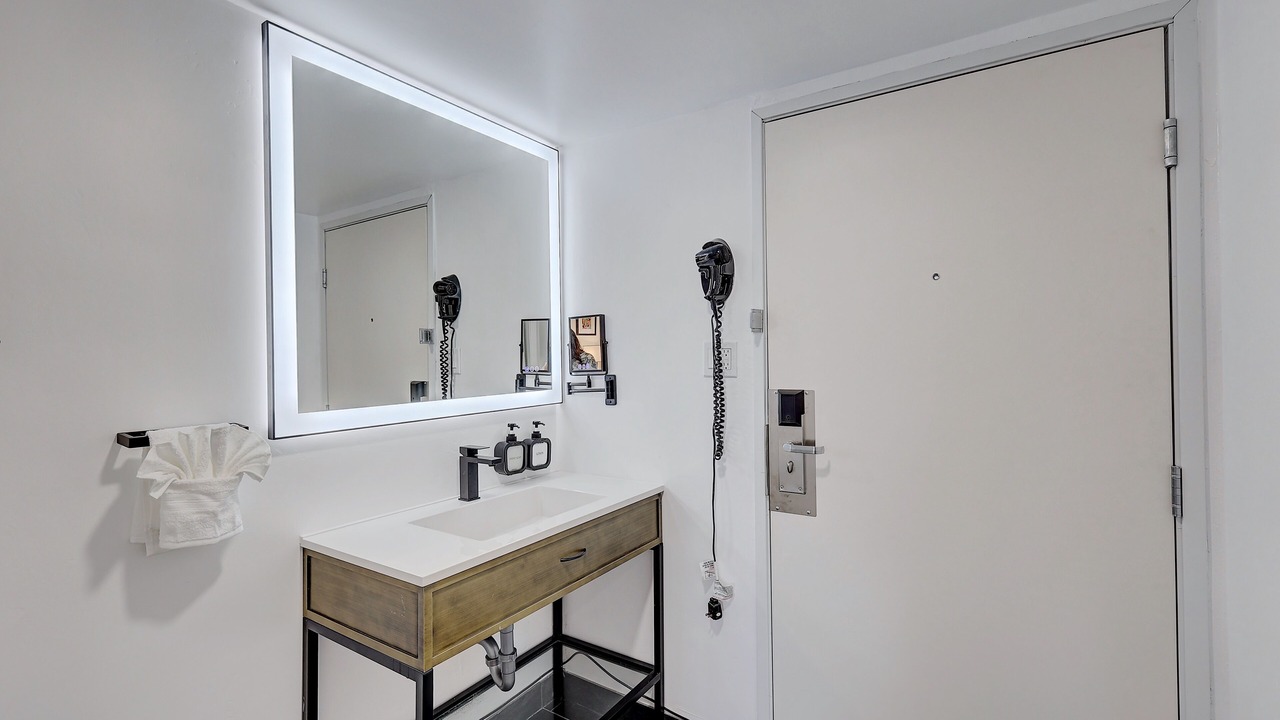 Photo of Bedroom in Cortez Hill