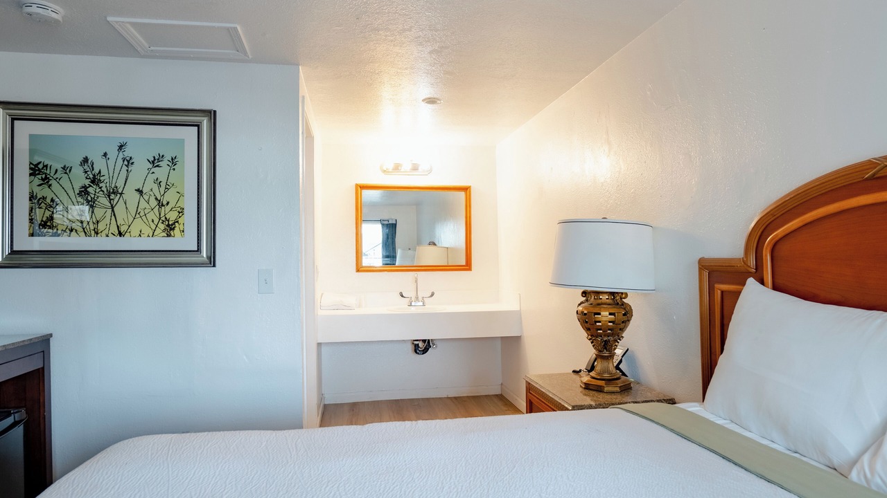 Photo of Bedroom in Parkrose