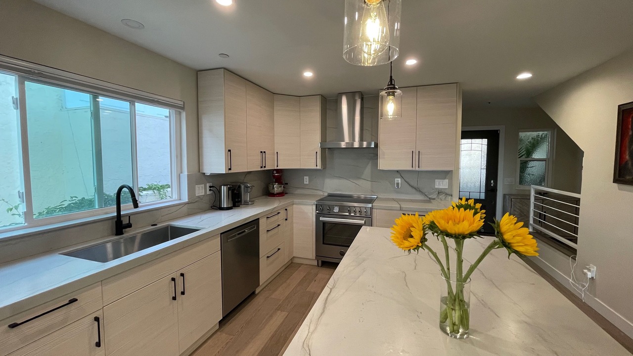 Photo of Kitchen in Cardiff-by-the-Sea