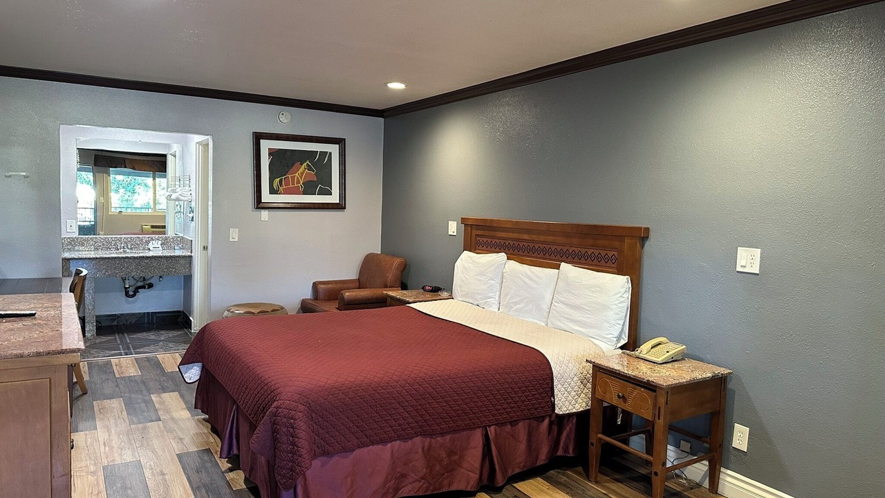 Photo of Bedroom in Corona