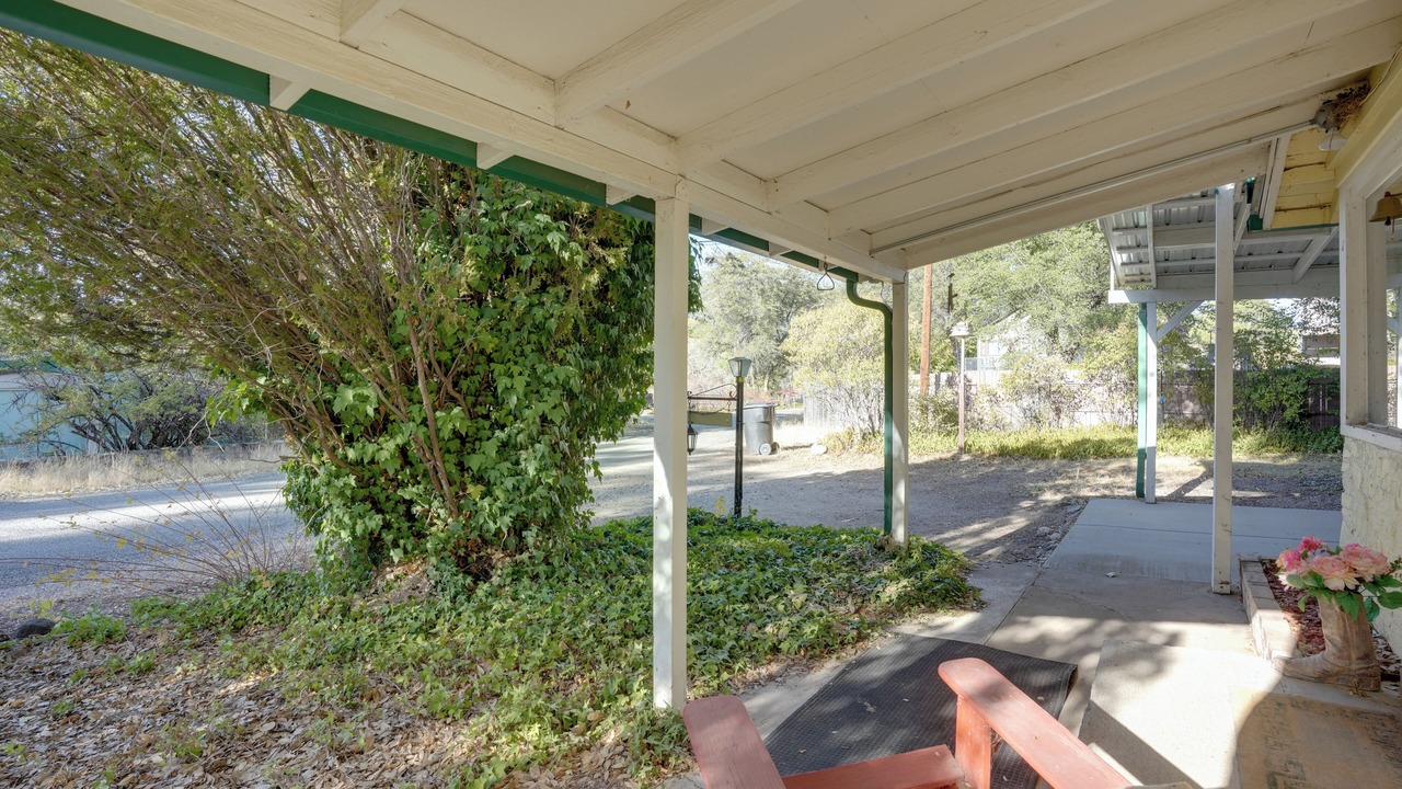 Photo of Patio Balcony in Yarnell