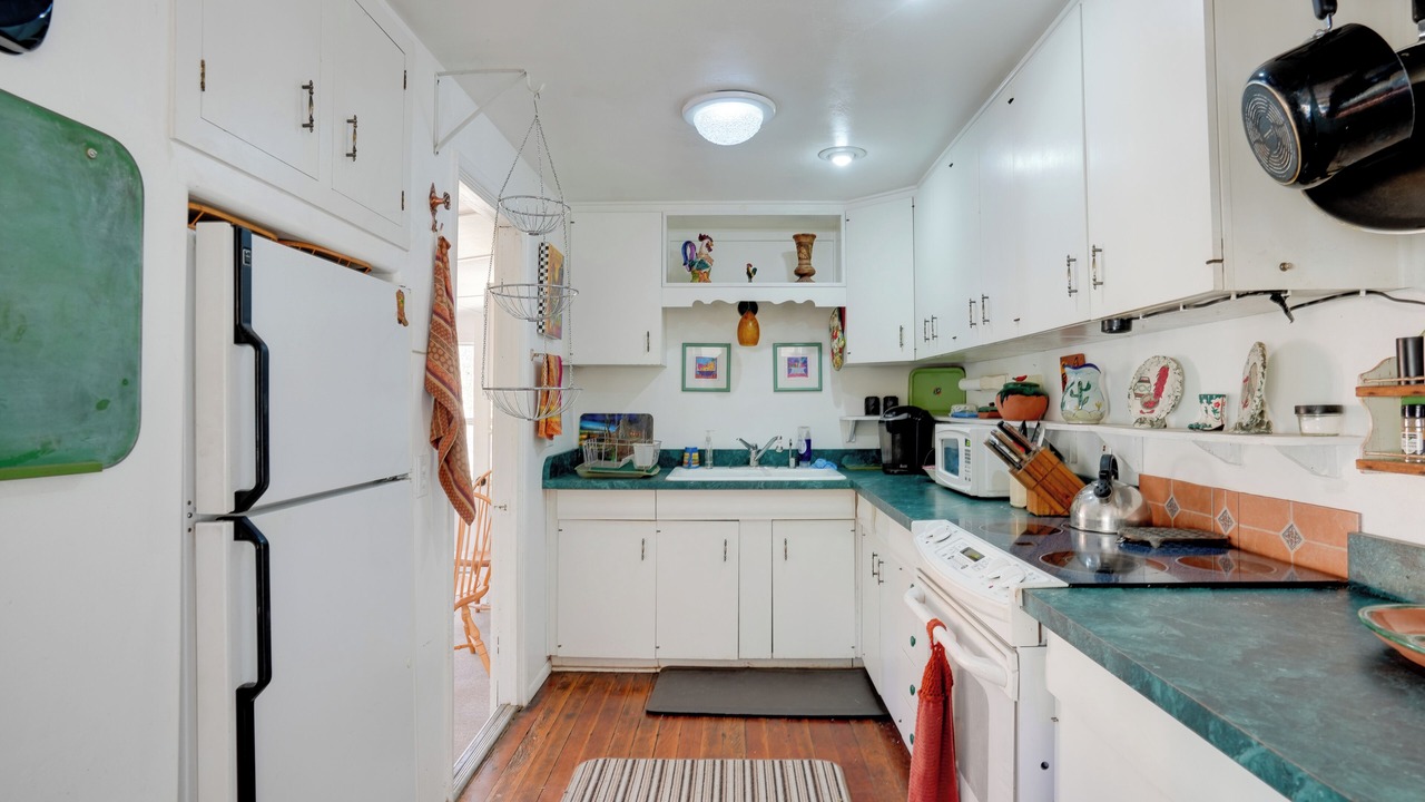Photo of Kitchen in Yarnell