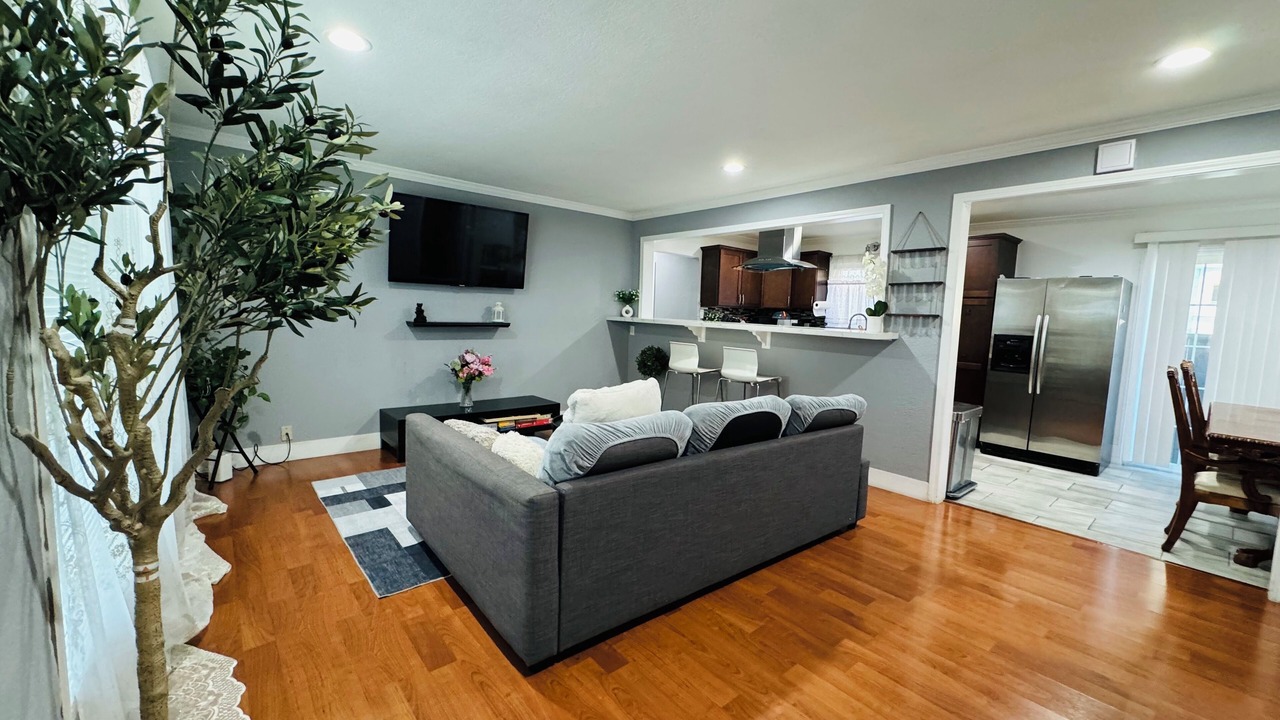 Photo of Livingroom in Santa Clara