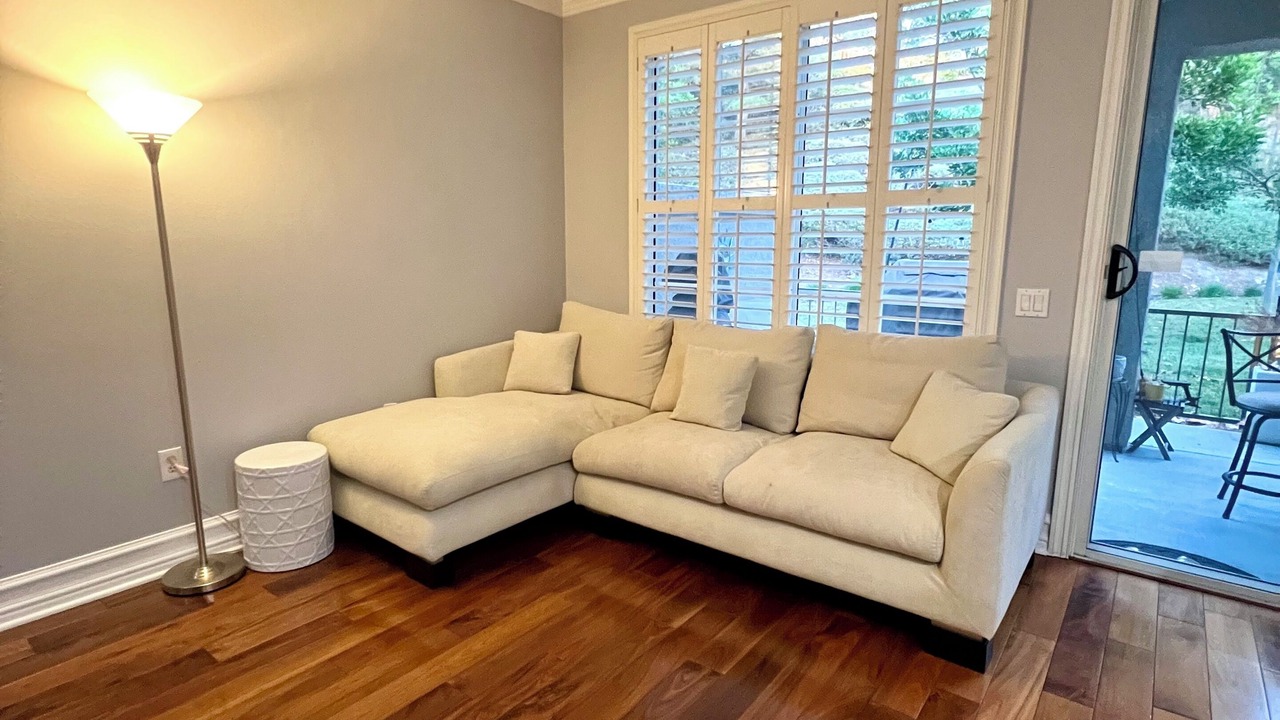Photo of Livingroom in Foothill Ranch