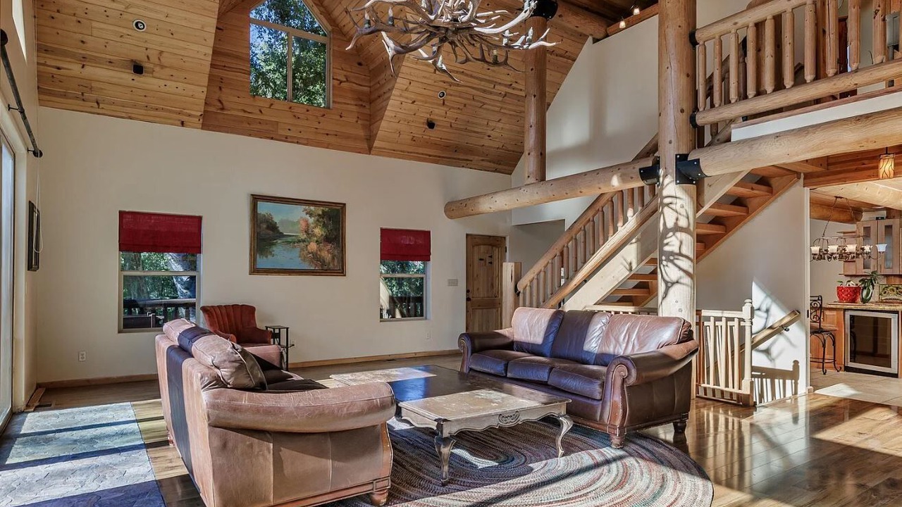 Photo of Livingroom in Paso Robles