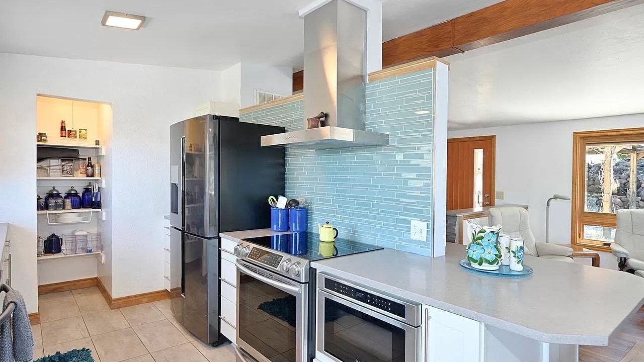 Photo of Kitchen in Weed