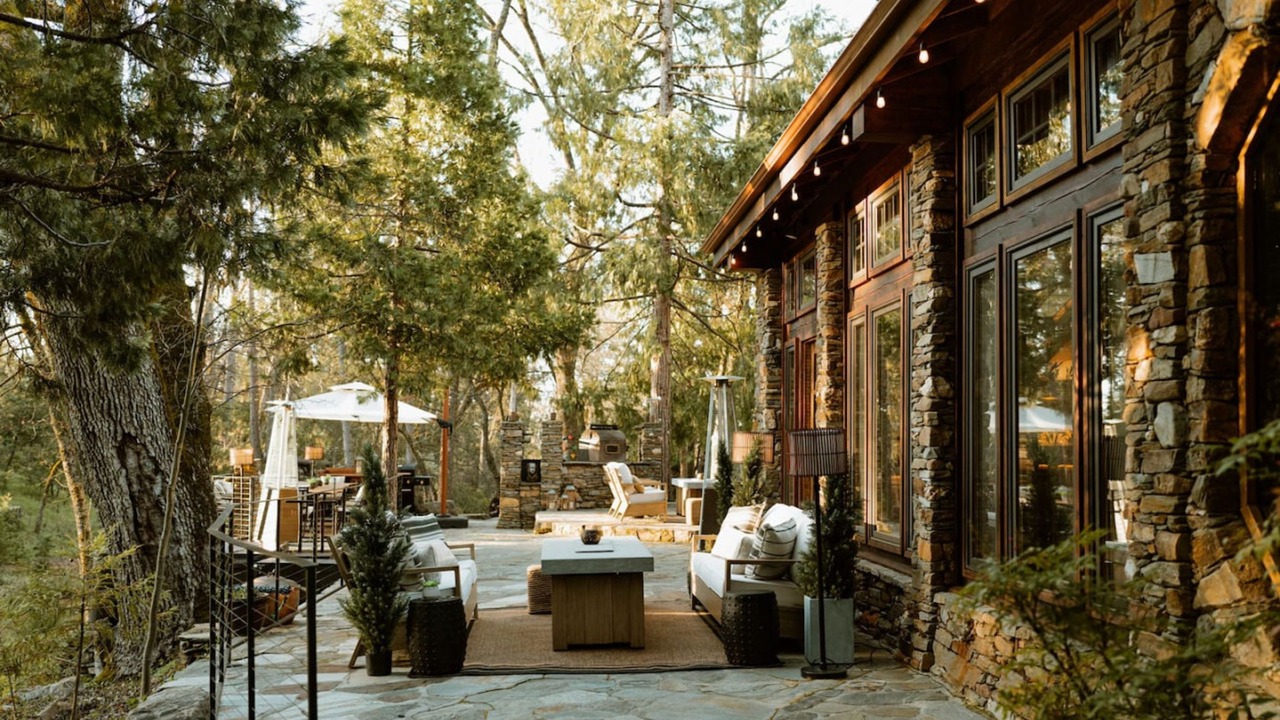 Photo of Others in Mariposa