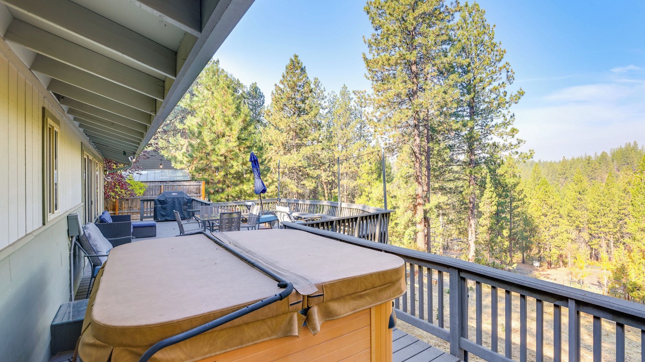 Photo of Patio Balcony in Deschutes River Woods