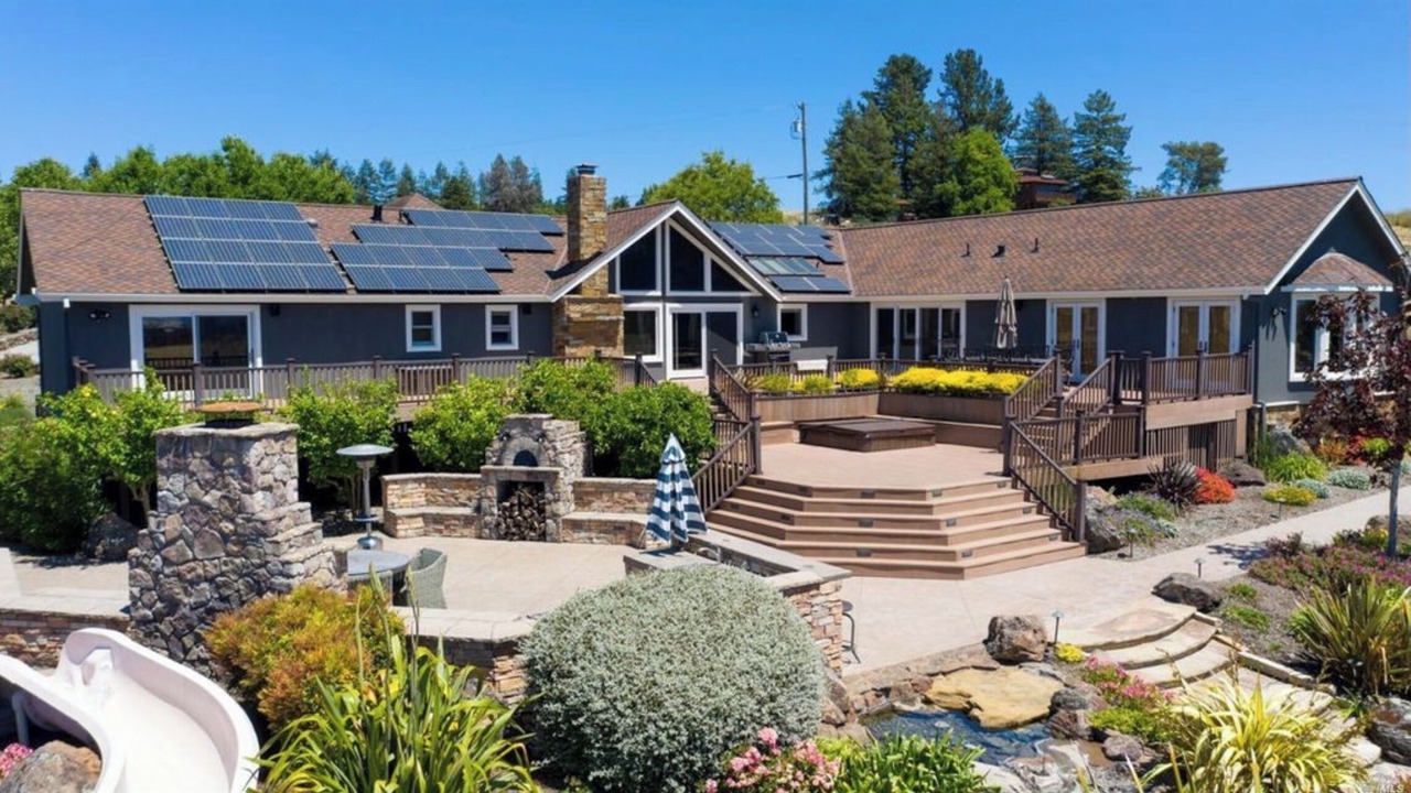 Photo of Outdoor in Petaluma