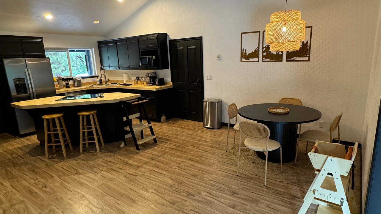 Photo of Kitchen in Mount Shasta
