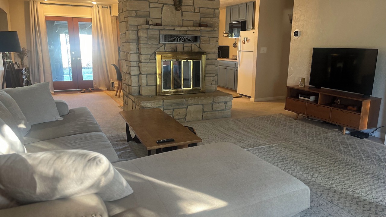 Photo of Livingroom in West Sacramento