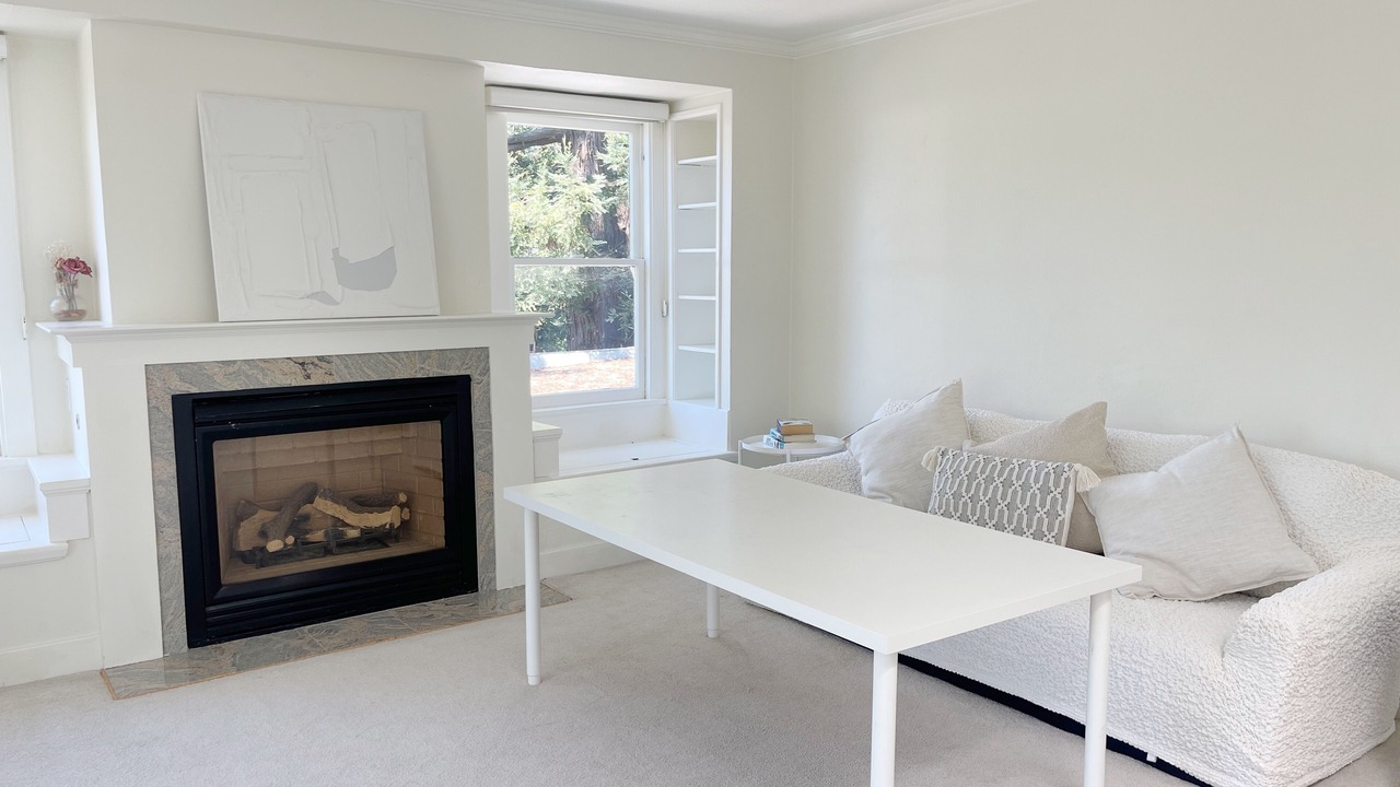 Photo of Livingroom in University South