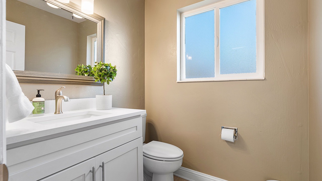 Photo of Bathroom in Olympus Cove
