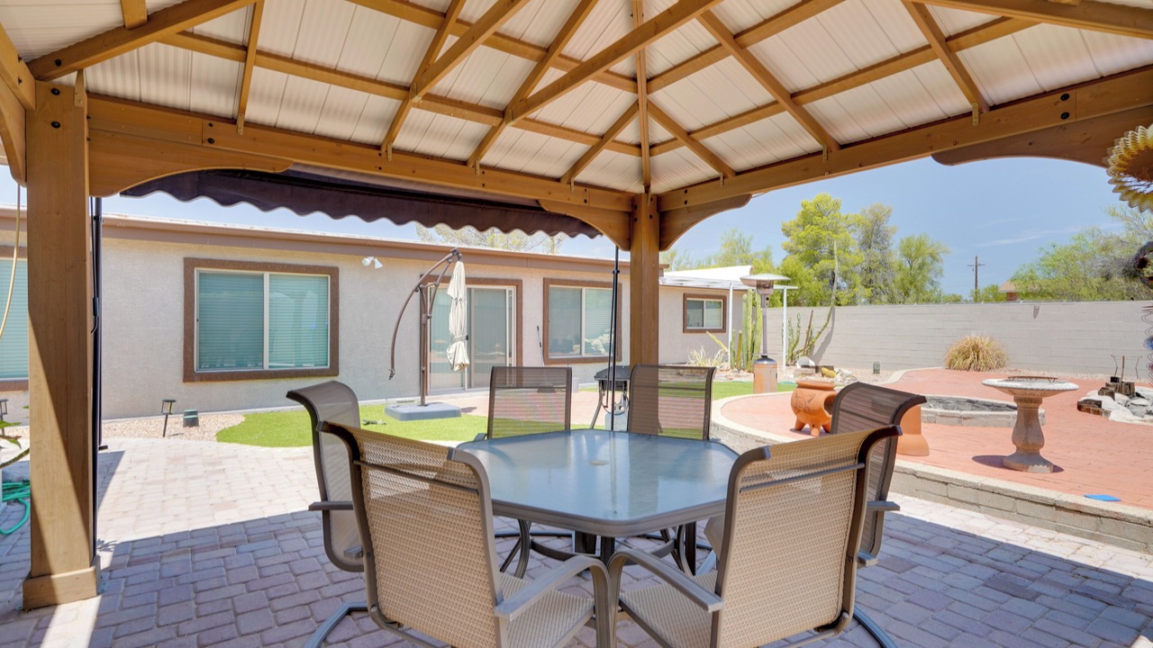 Photo of Outdoor in Sunset Manor