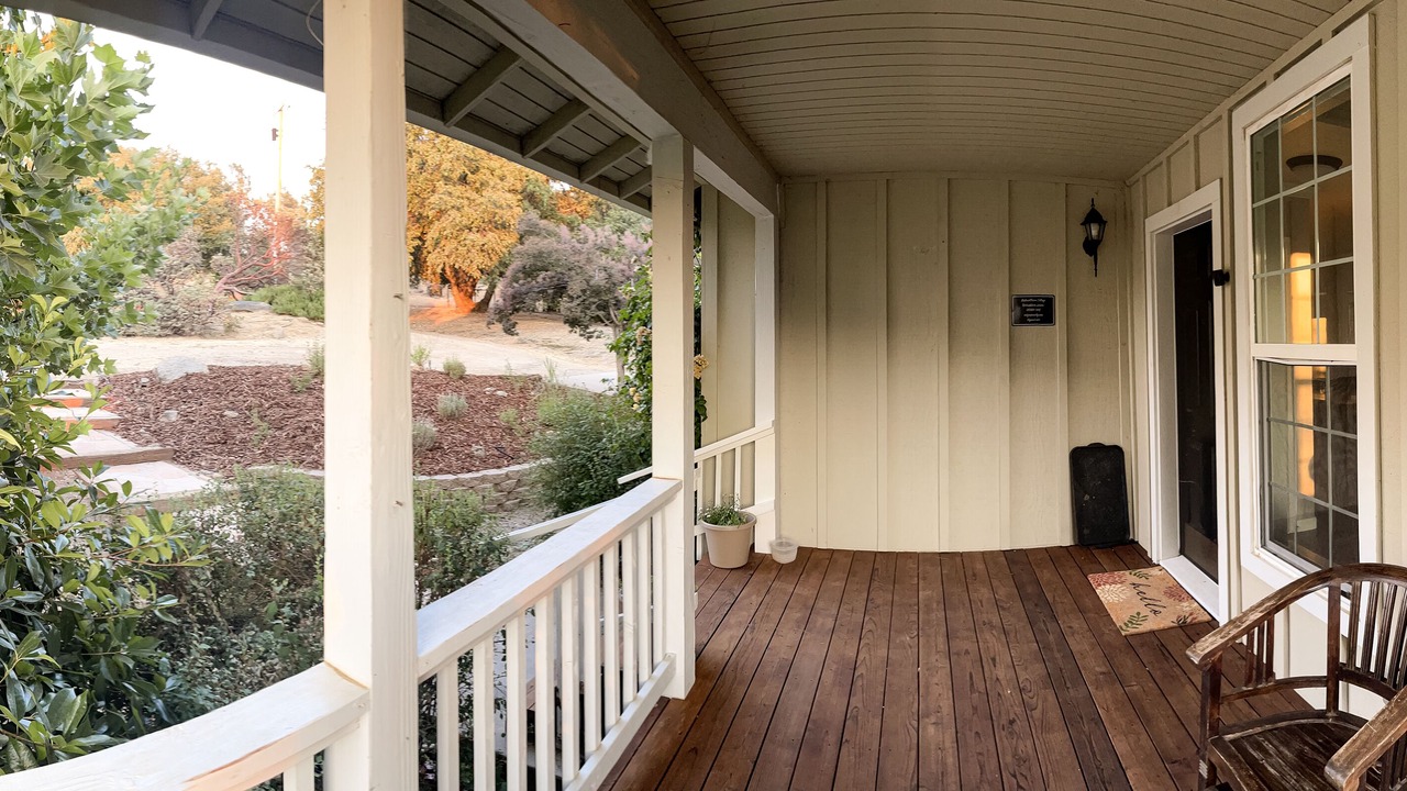 Photo of Patio Balcony in Mariposa