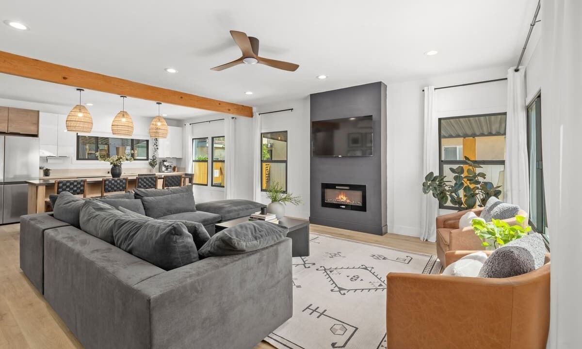 Photo of Livingroom in Normal Heights