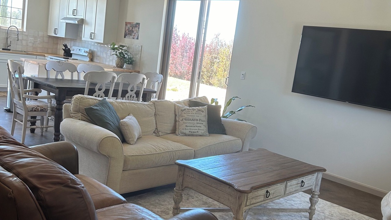 Photo of Livingroom in Nipomo
