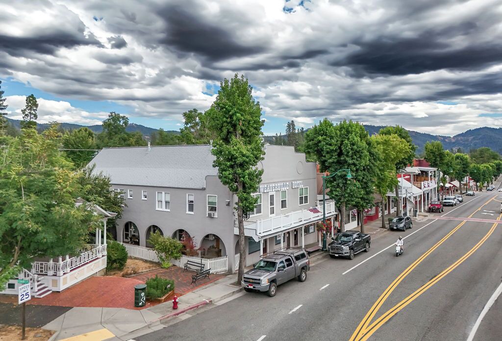 Photo of Outdoor in Weaverville
