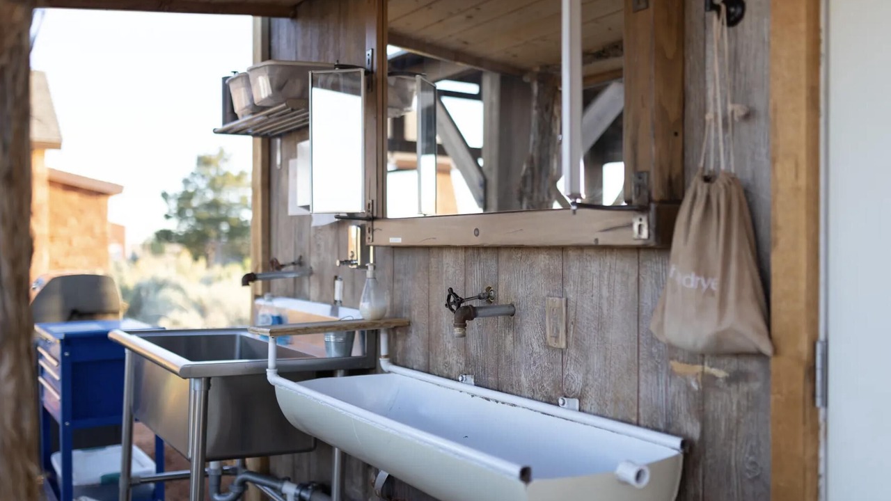 Photo of Bathroom in Cane Beds
