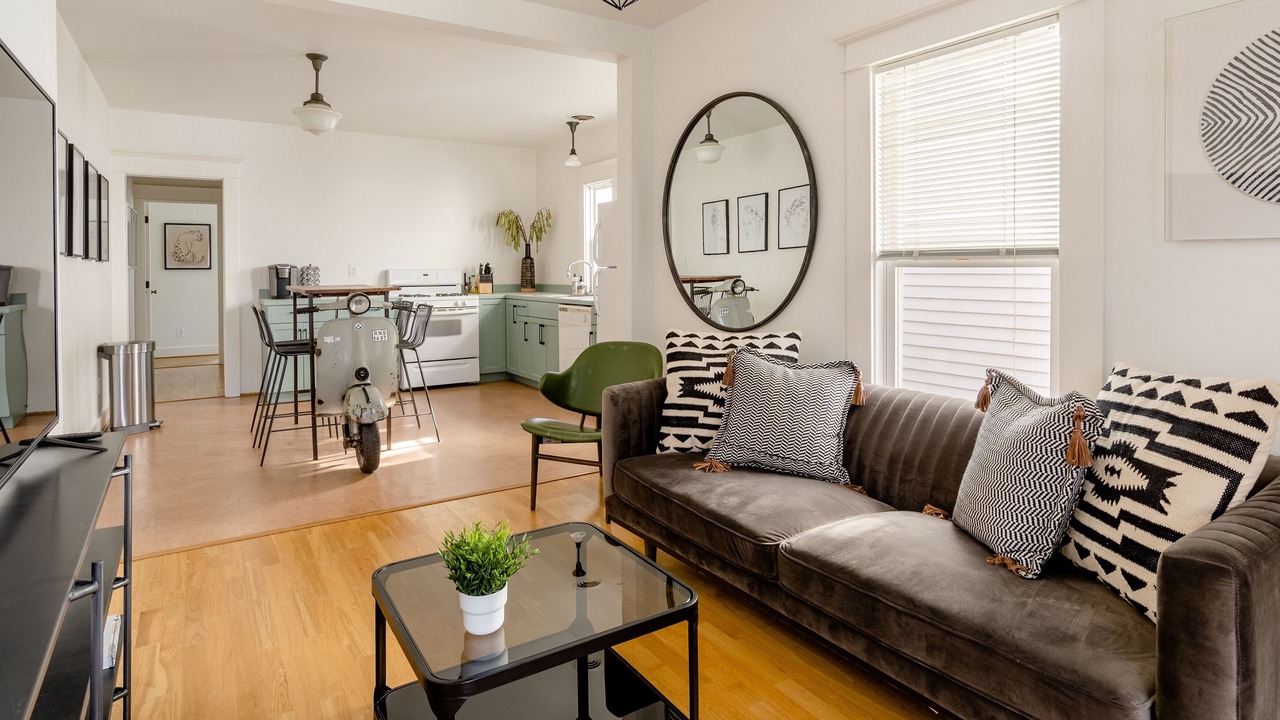 Photo of Livingroom in Overlook