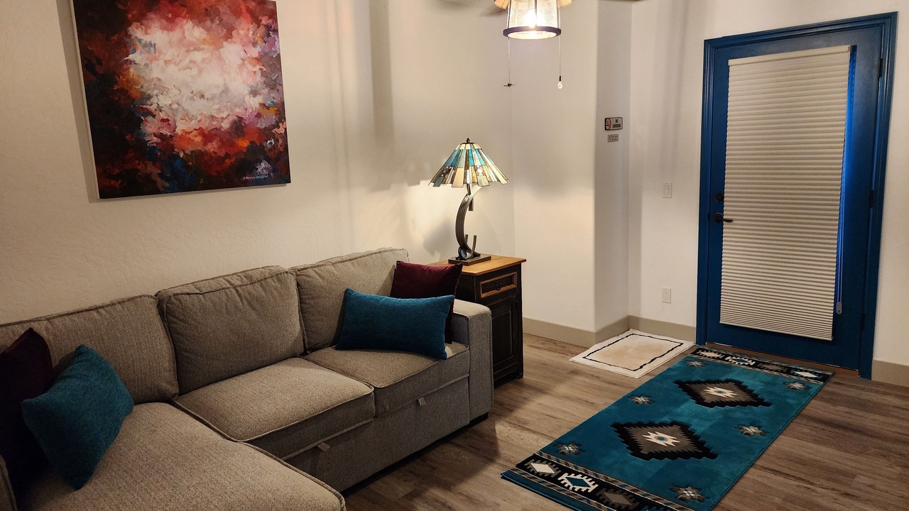 Photo of Livingroom in New River