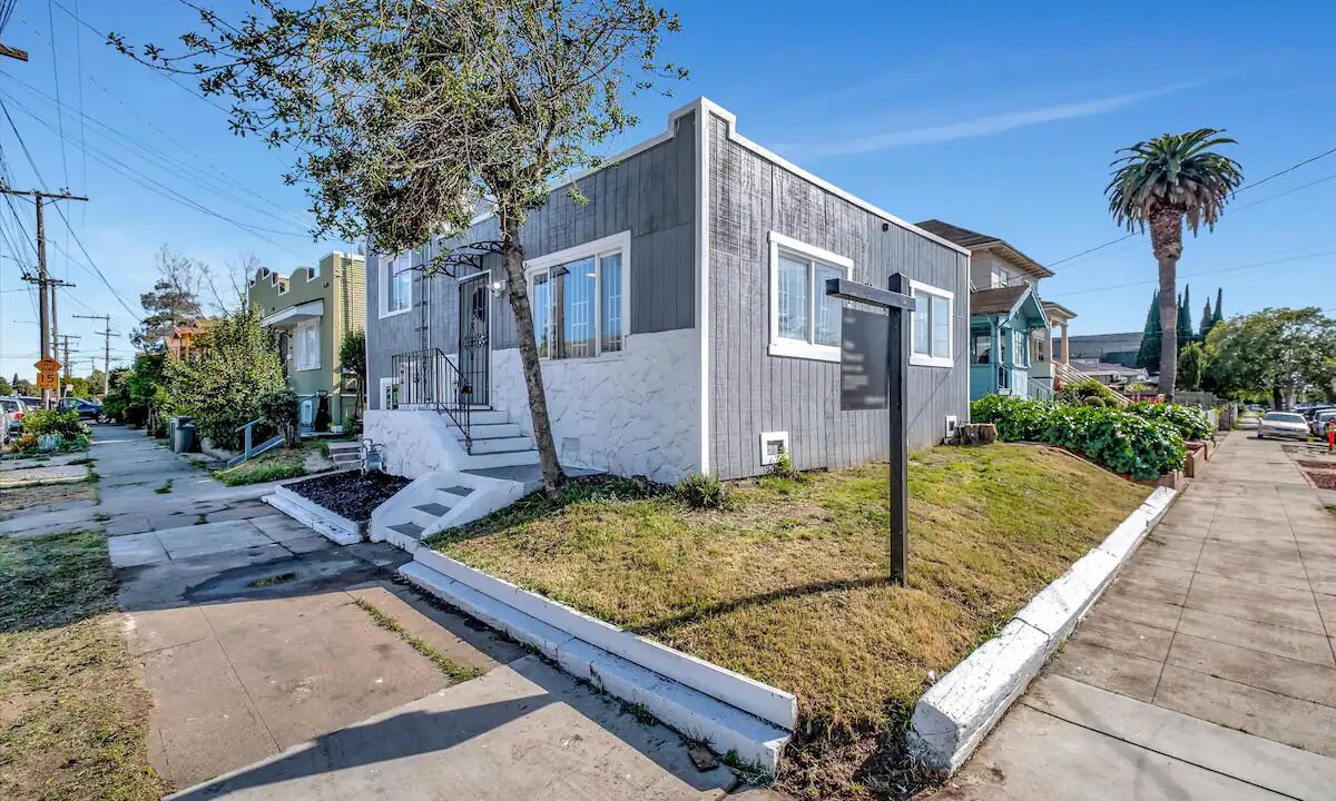 Photo of Outdoor in Oakland