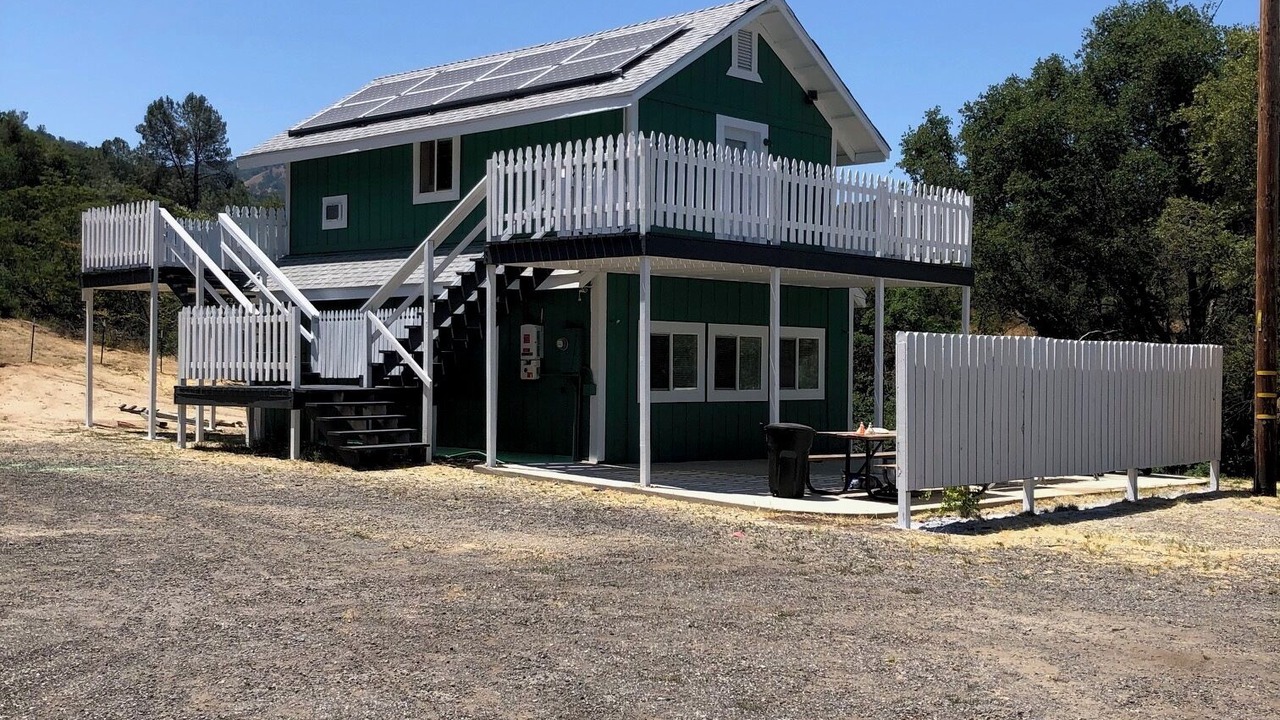 Photo of Outdoor in Oakhurst