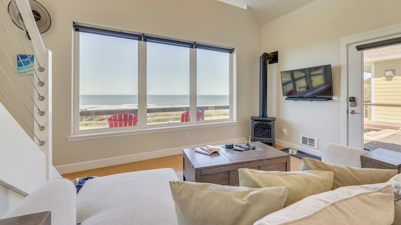 Photo of Livingroom in Oregon Coast