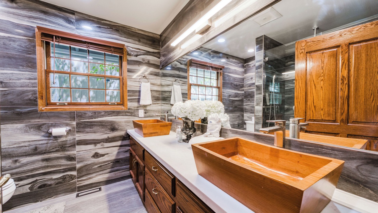 Photo of Bathroom in Fox Farm