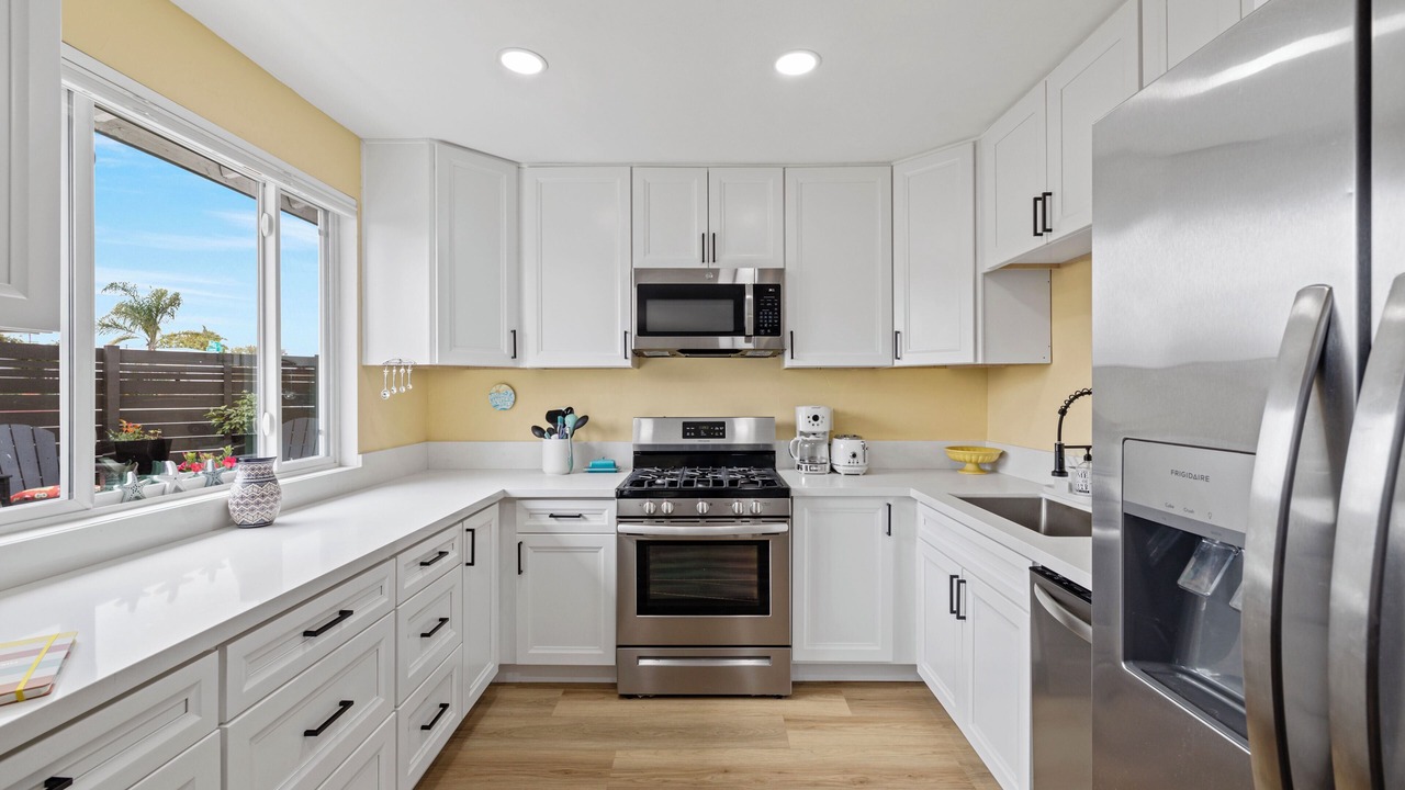 Photo of Kitchen in East Side Capistrano