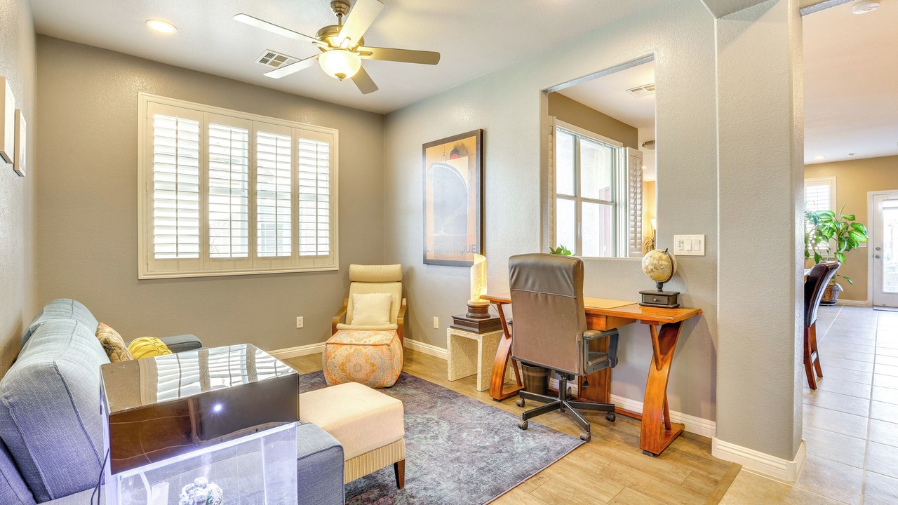 Photo of Livingroom in Pittmann