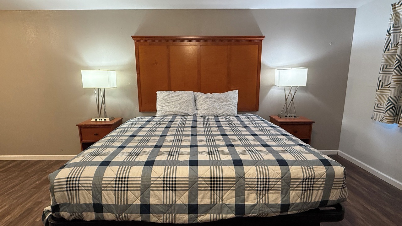 Photo of Bedroom in Old Farm District