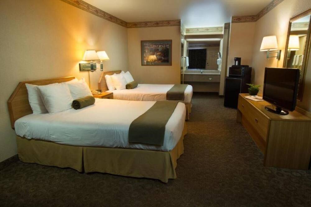 Photo of Bedroom in Rohnerville