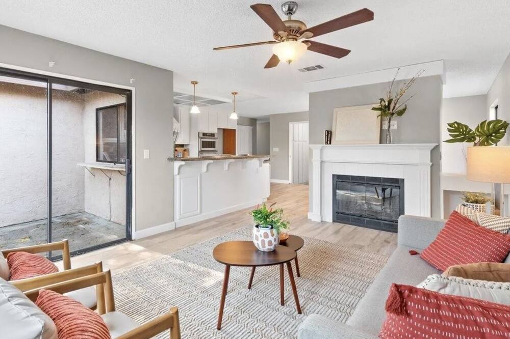 Photo of Livingroom in Fairfield