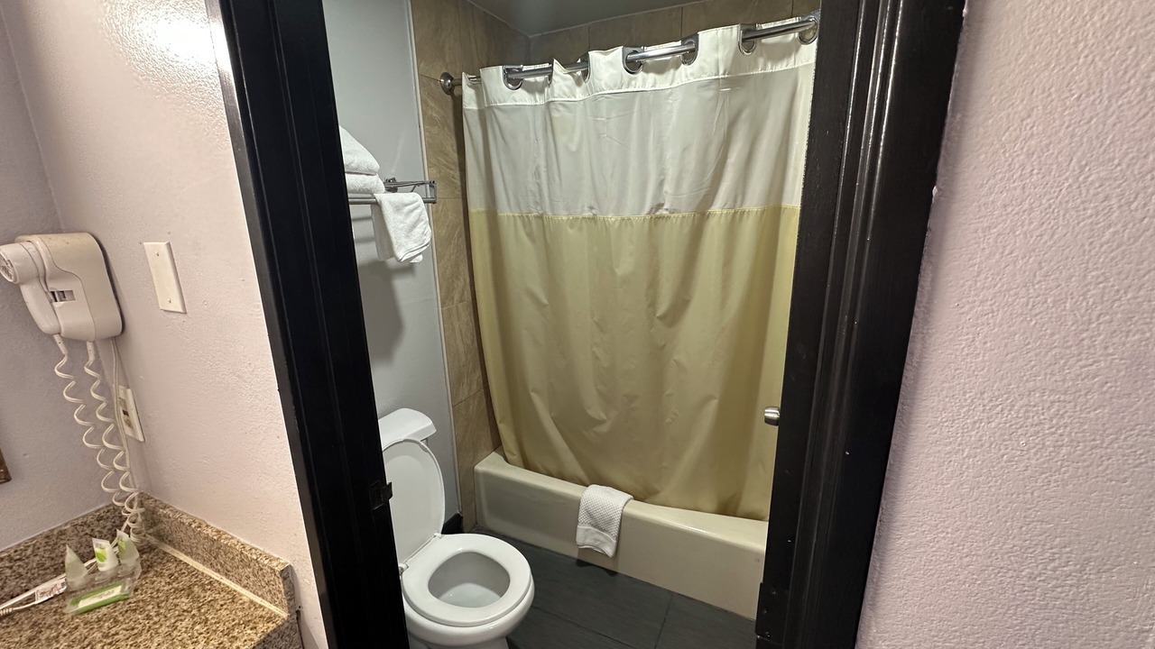 Photo of Bathroom in Central Sacramento