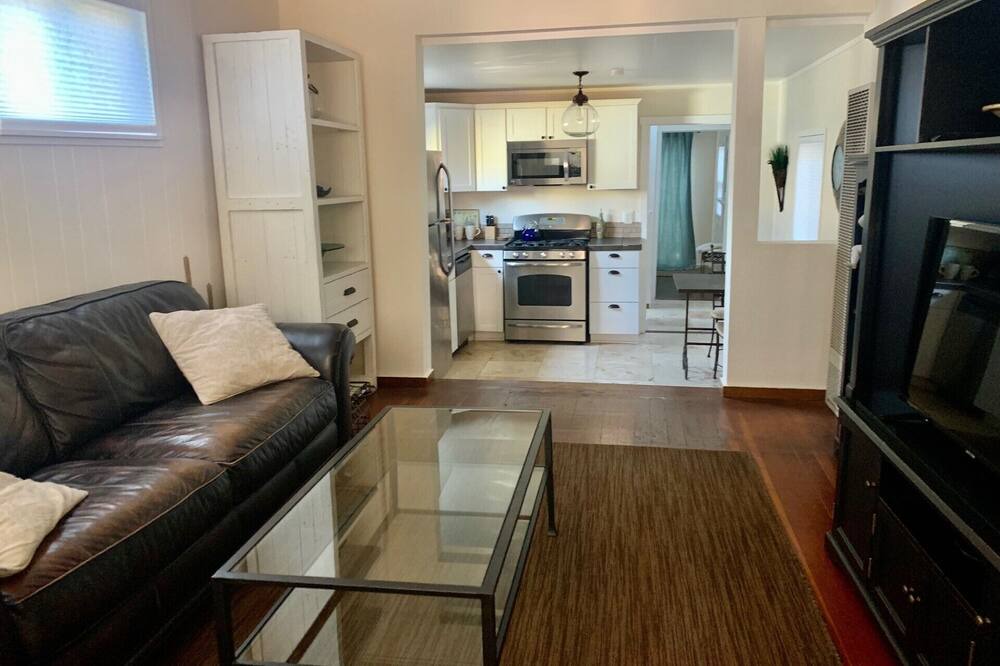 Photo of Livingroom in Benicia