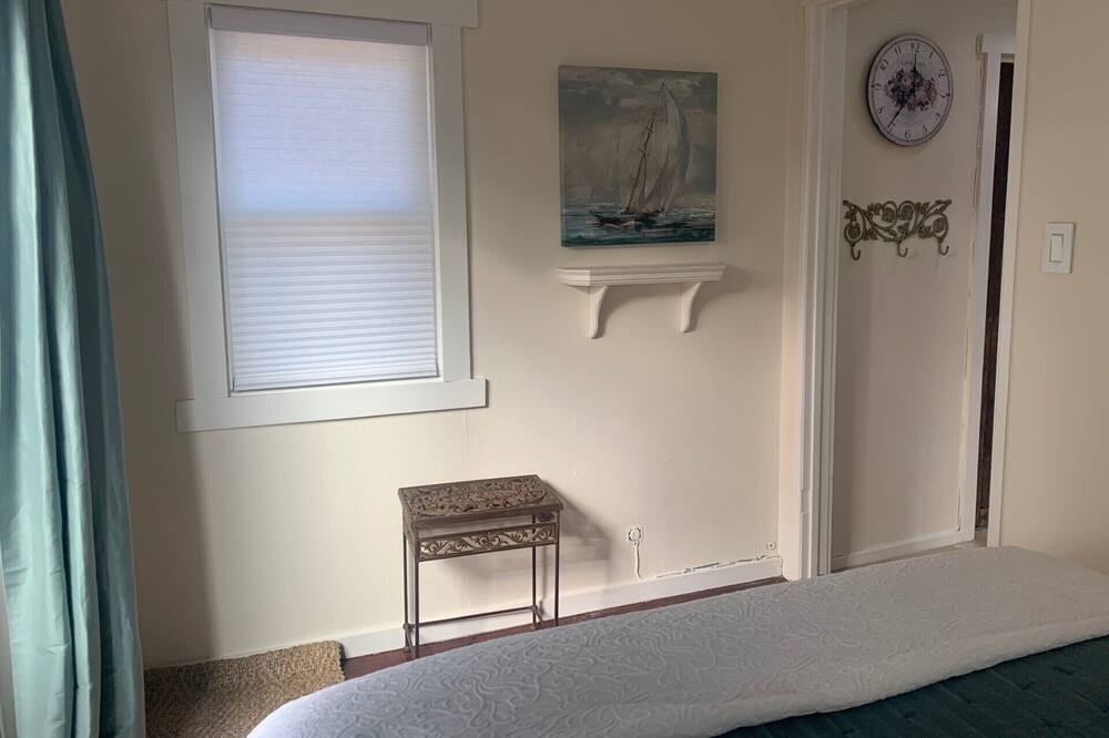 Photo of Bedroom in Benicia