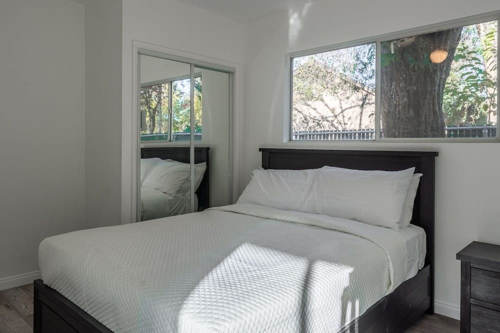 Photo of Bedroom in West Bishop