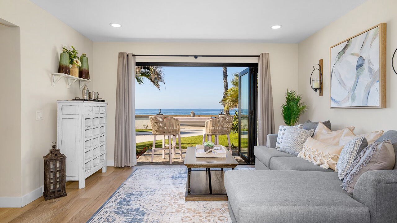 Photo of Livingroom in San Diego