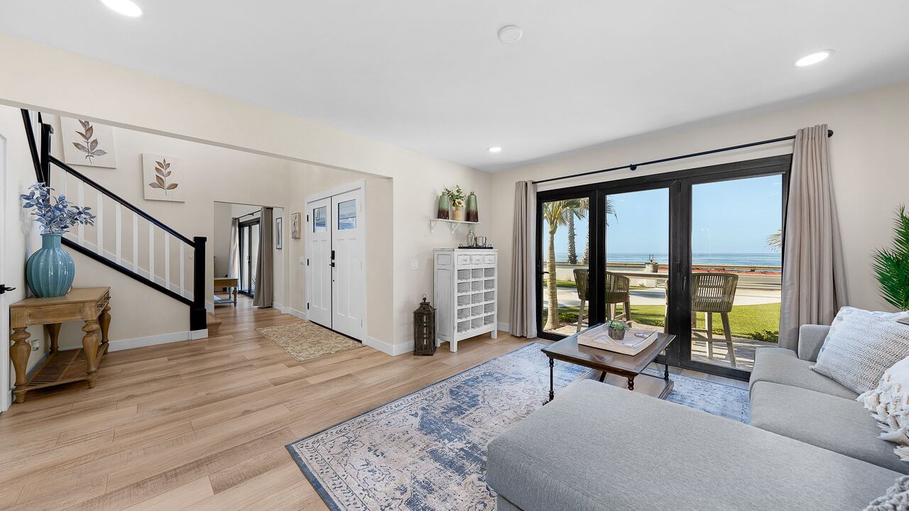 Photo of Livingroom in San Diego