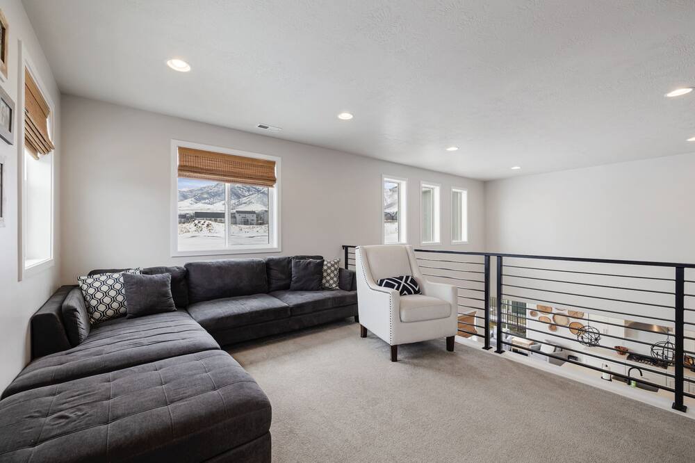 Photo of Livingroom in Saratoga Springs