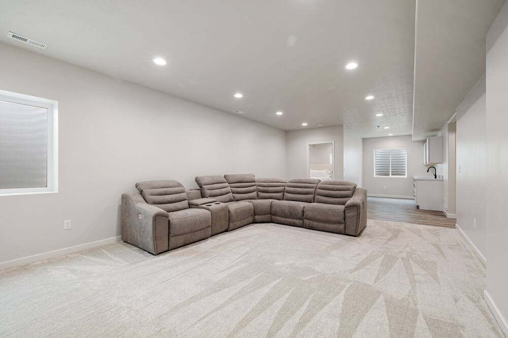 Photo of Livingroom in Saratoga Springs