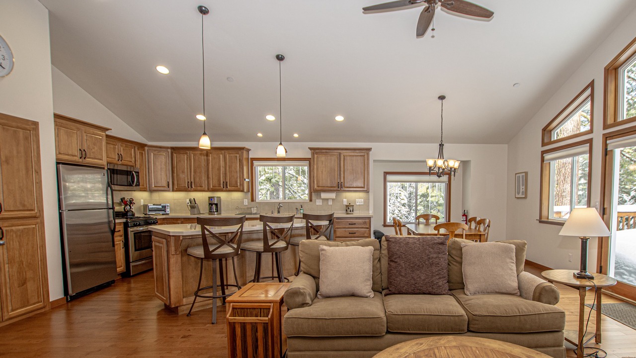 Photo of Livingroom in McKinney Estates