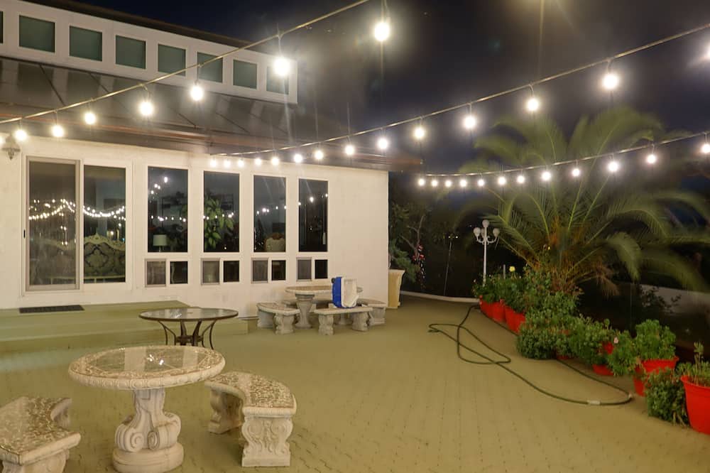 Photo of Outdoor in Villa Park