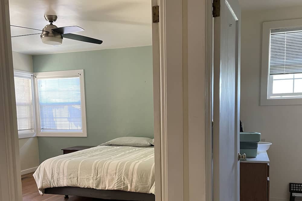 Photo of Bedroom in Martinez