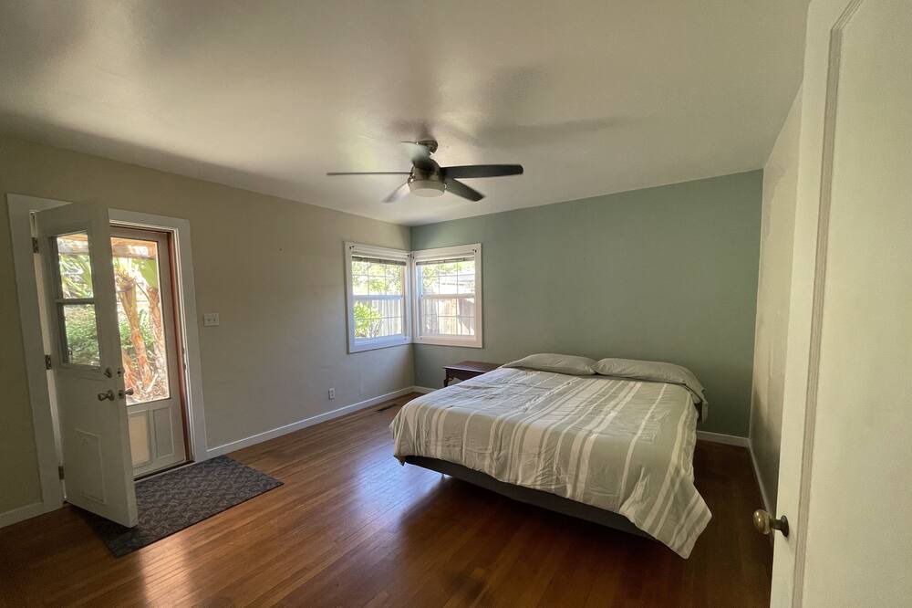 Photo of Bedroom in Martinez